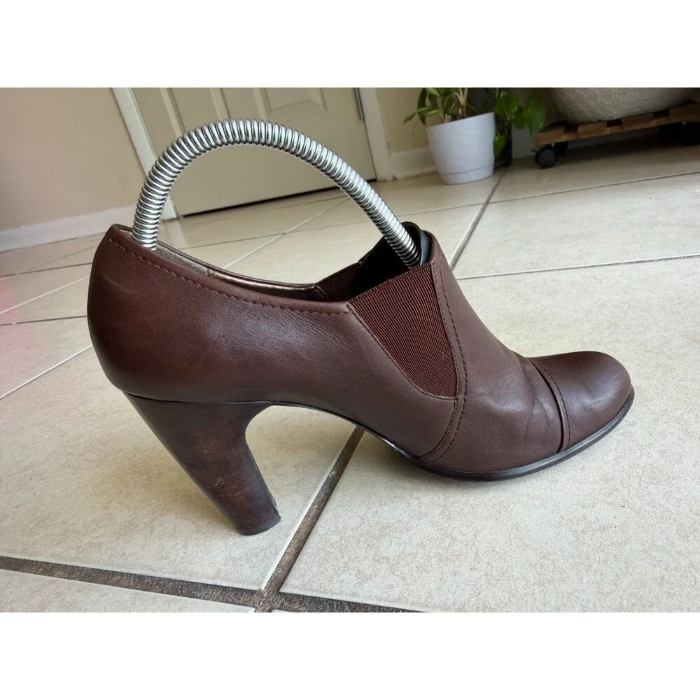 Maripé Reagan Brown Leather High Heel Pumps Chunky Block Heels Women Size 10M